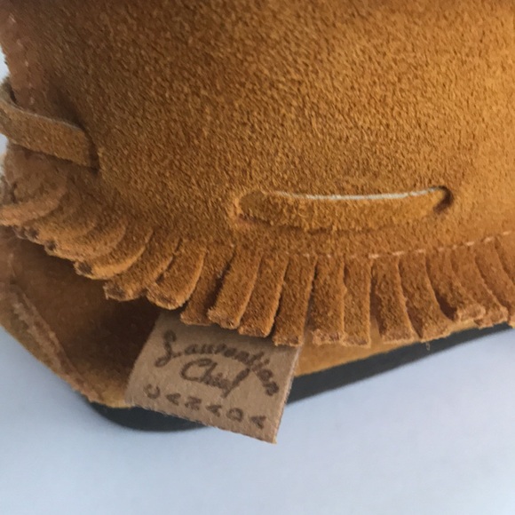 NWT Laurentian Chief moccasins - Picture 5 of 8